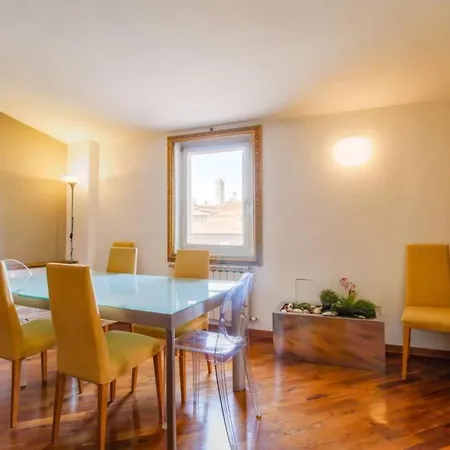[palio Luxury] Elegante Con Vista Appartamento Siena